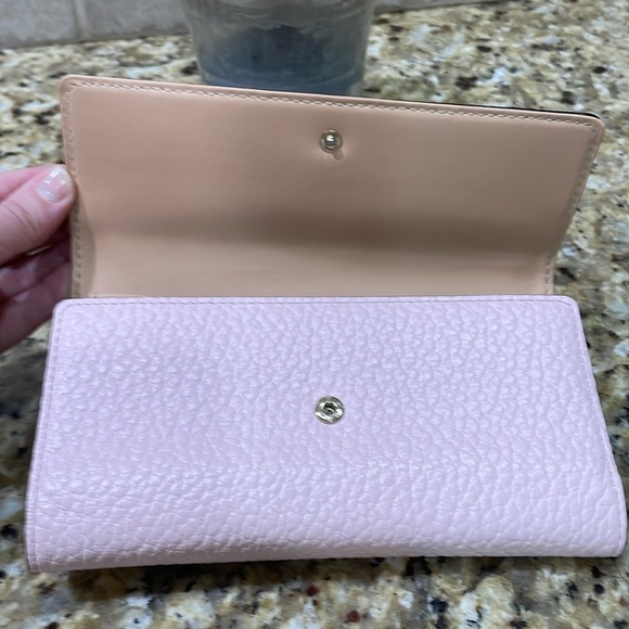 ♠️KATE SPADE pink pebbled leather wallet. - Picture 5 of 12